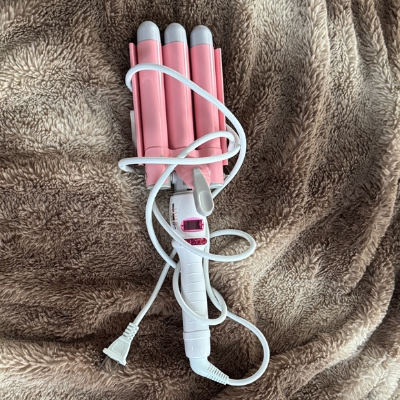 Insert name here | Hair | Inh Pink And White Hair Waver | Poshmark